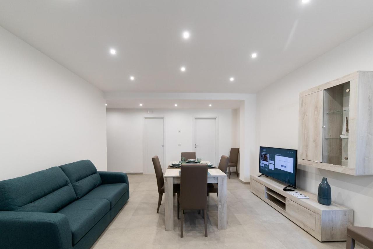 Plume Apartment By Wonderful Italy Bari Ngoại thất bức ảnh