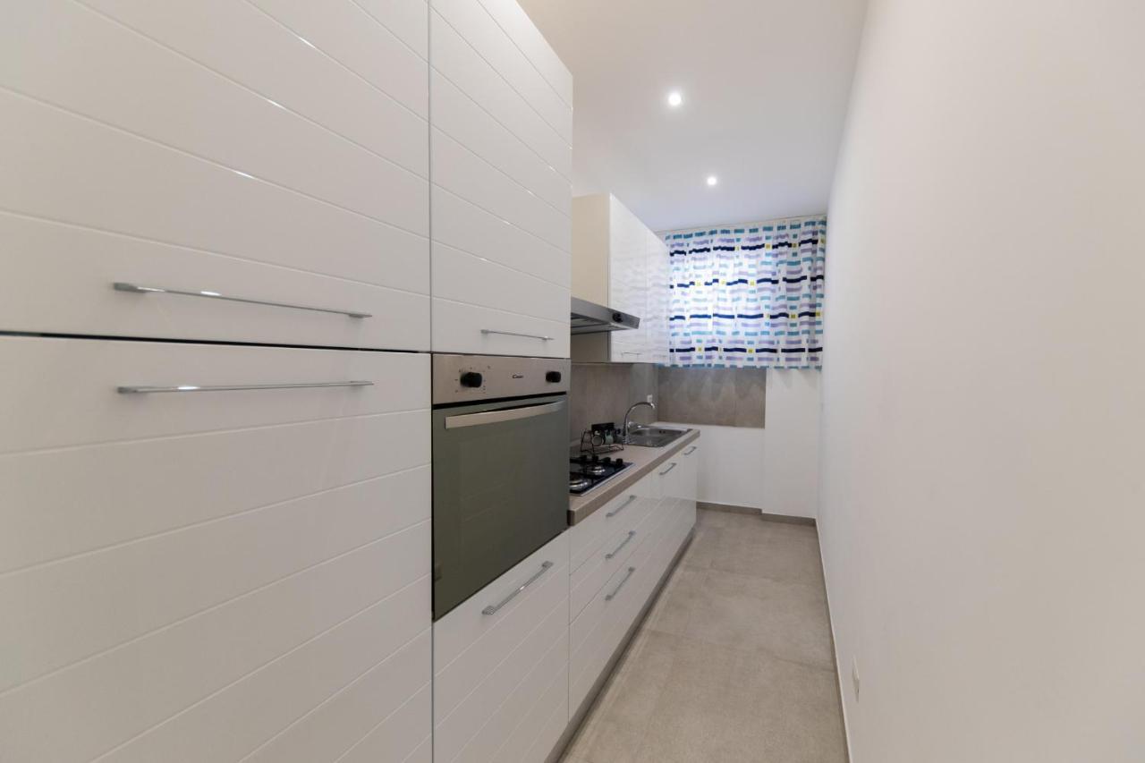 Plume Apartment By Wonderful Italy Bari Ngoại thất bức ảnh
